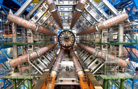 Video záznam vážné havárie urychlovače částic LHC 